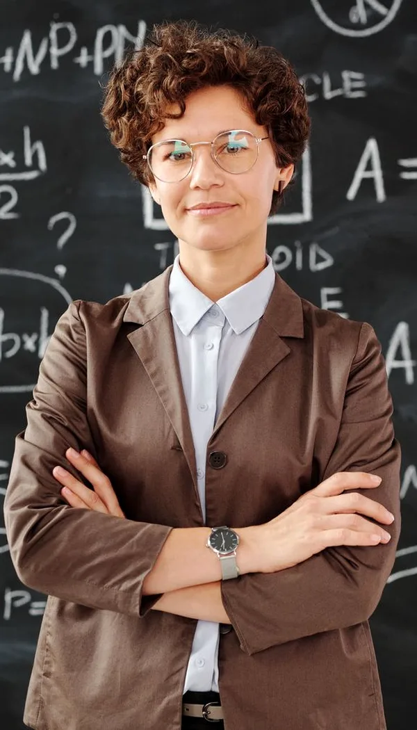Professora licenciada em sala de aula
